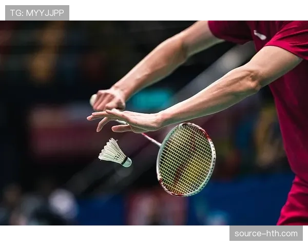 练俊杰这生活跟比赛判若两人，谁想到球场外他竟然……